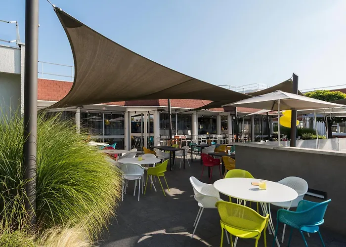 Ibis Styles Lyon Eurexpo Otel Bron