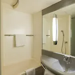 Ibis Styles Lyon Eurexpo فندق