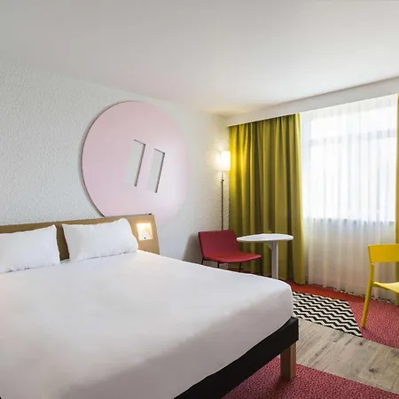 호텔 Ibis Styles Lyon Eurexpo 브론
