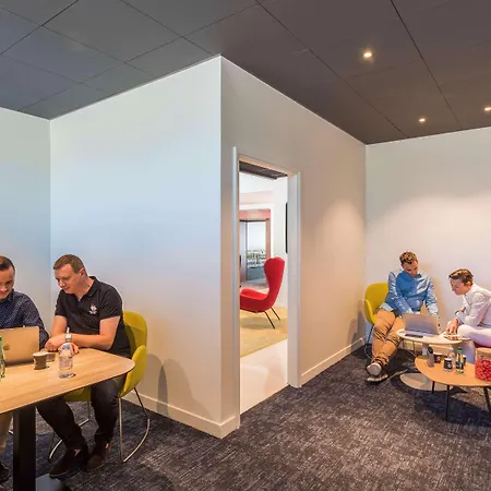 Hotel Ibis Styles Lyon Eurexpo 3*