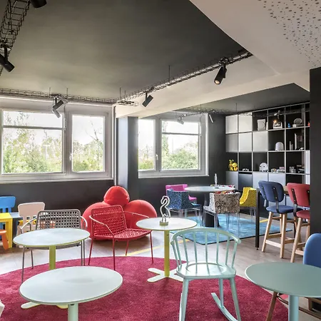 Ibis Styles Lyon Eurexpo 3* Брон