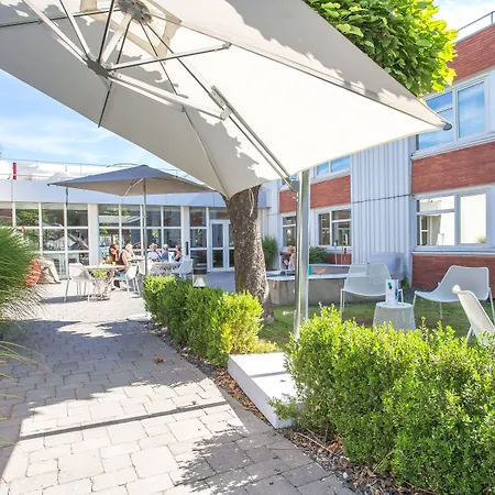 Ibis Styles Lyon Eurexpo Отель 3*