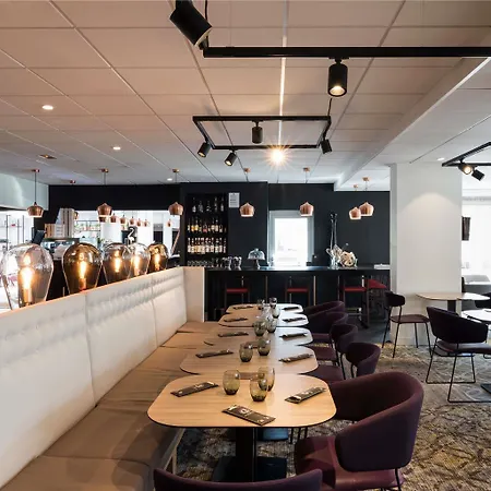 מלון Ibis Styles Lyon Eurexpo ברון
