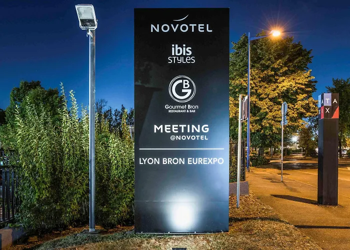 Ibis Styles Lyon Eurexpo מלון 3*